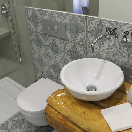 Goodtime Marques Гостьовий будинок Лісабон